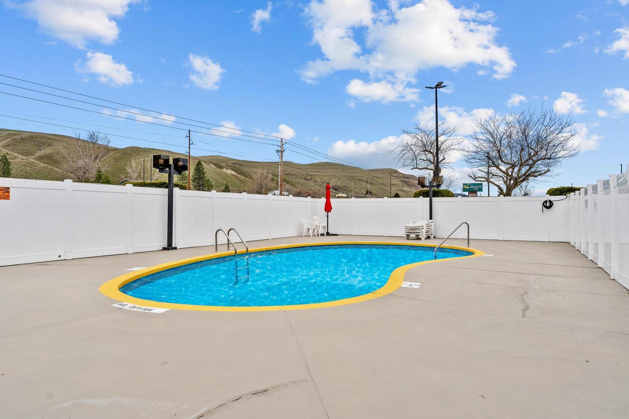 Quality Inn & Suites Okanogan - Omak Luaran gambar